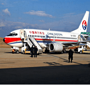 大连机场快递航空快运业稳步发展的原因是什么？